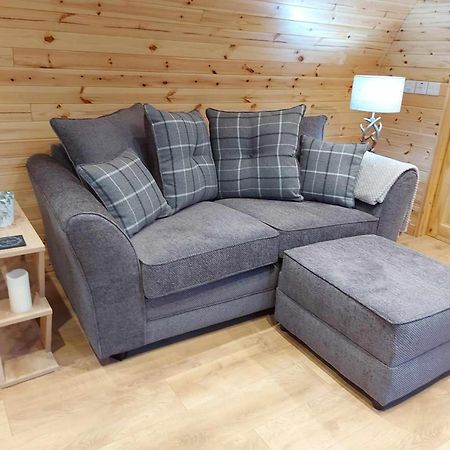 Silver Birch Bothy スピーン・ブリッジ エクステリア 写真